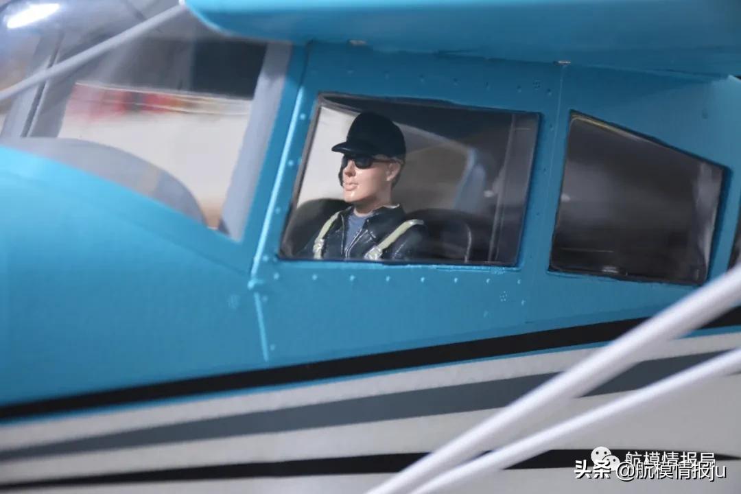 航模遥控飞机测试,莫尔航模开箱