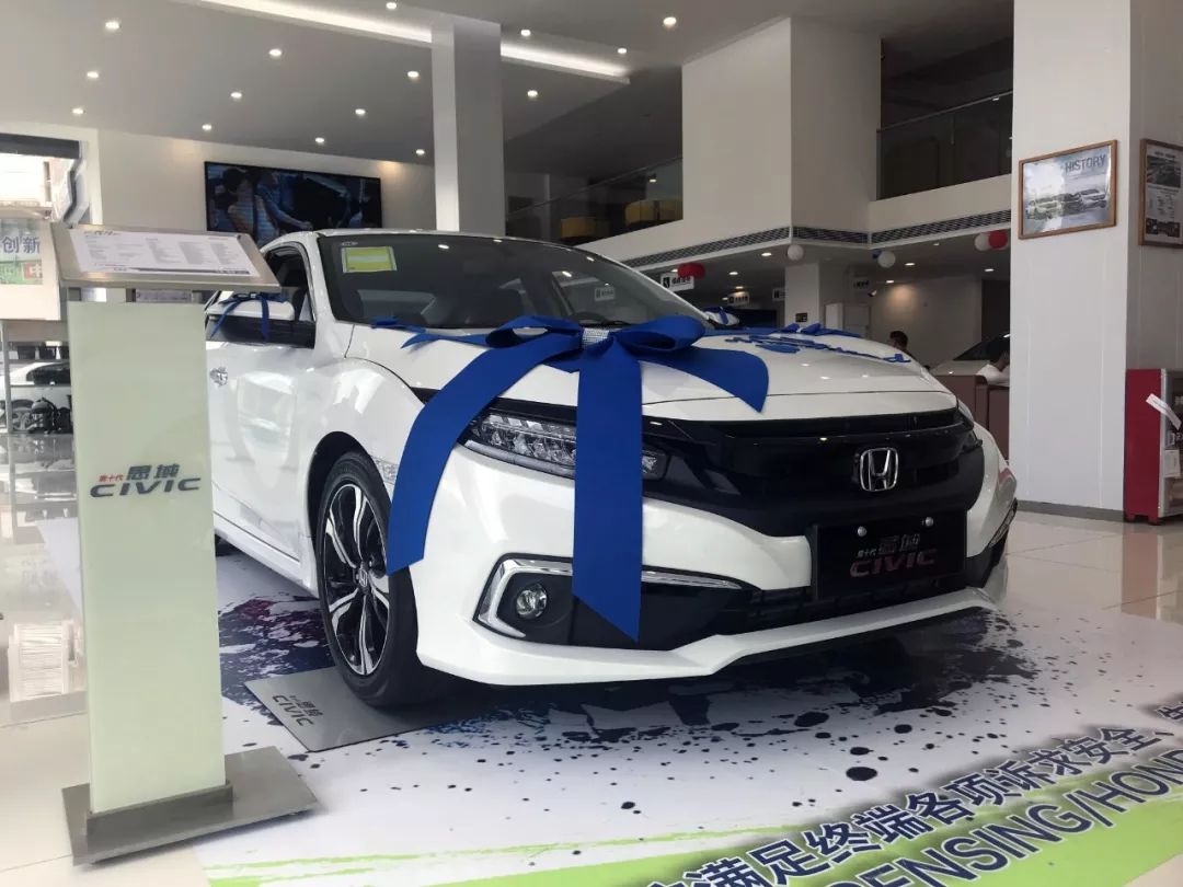 最近很火的神车加价,曾加价3万的车型