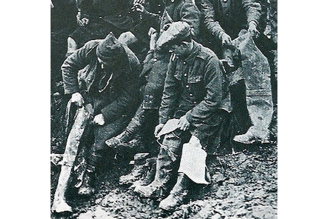 小猪佩奇踩水坑优秀案例,踩水坑小猪佩奇完整版