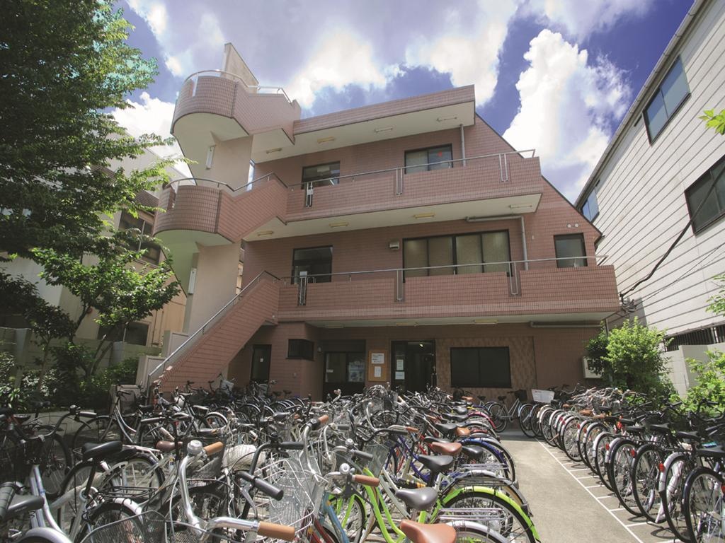 日本家族滞在签证可以改工作签么,去日本工作签证需要什么条件