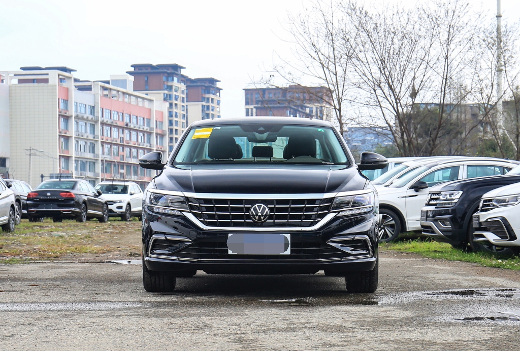 大众帕萨特现在怎么那么便宜,大众帕萨特低配高速怎么样