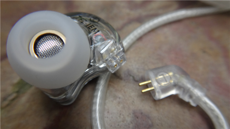 锦瑟香也入门级监听耳机,锦瑟香也降噪耳机