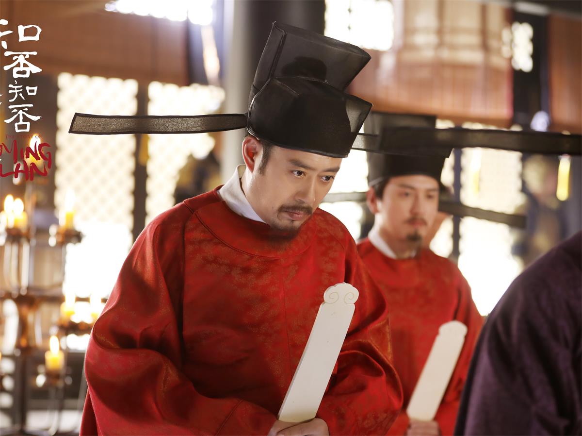 挤眉弄眼五官乱飞的演技,挤眉弄眼式演技