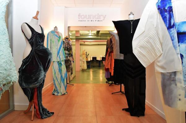 和ibm公司合作,与ibm合作