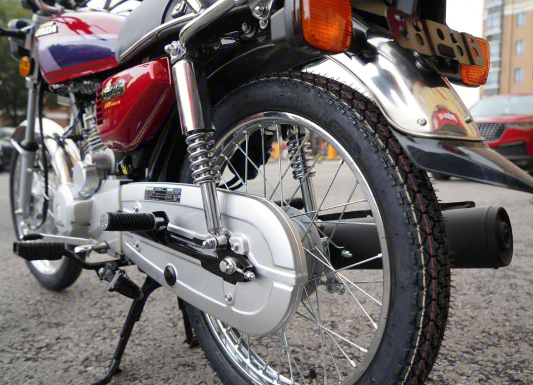 五羊本田代步街车cg1,五羊本田cg125摩托车油耗是多少