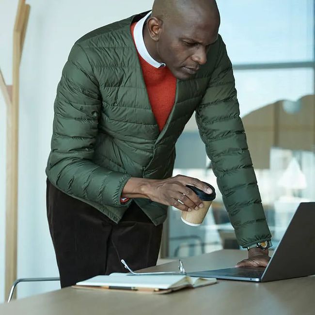 别再穿烂大街的小白鞋了,别再穿烂大街的外套