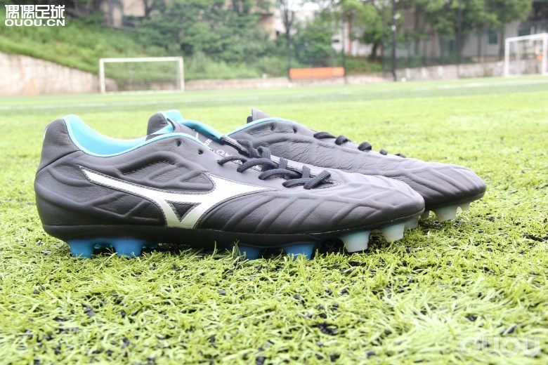 美津浓rebula3v2,美津浓rebulav1怎么样