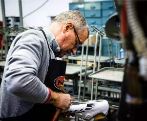 平时穿休闲鞋aj穿什么尺码,宽脚穿aj是大半码还是大一码