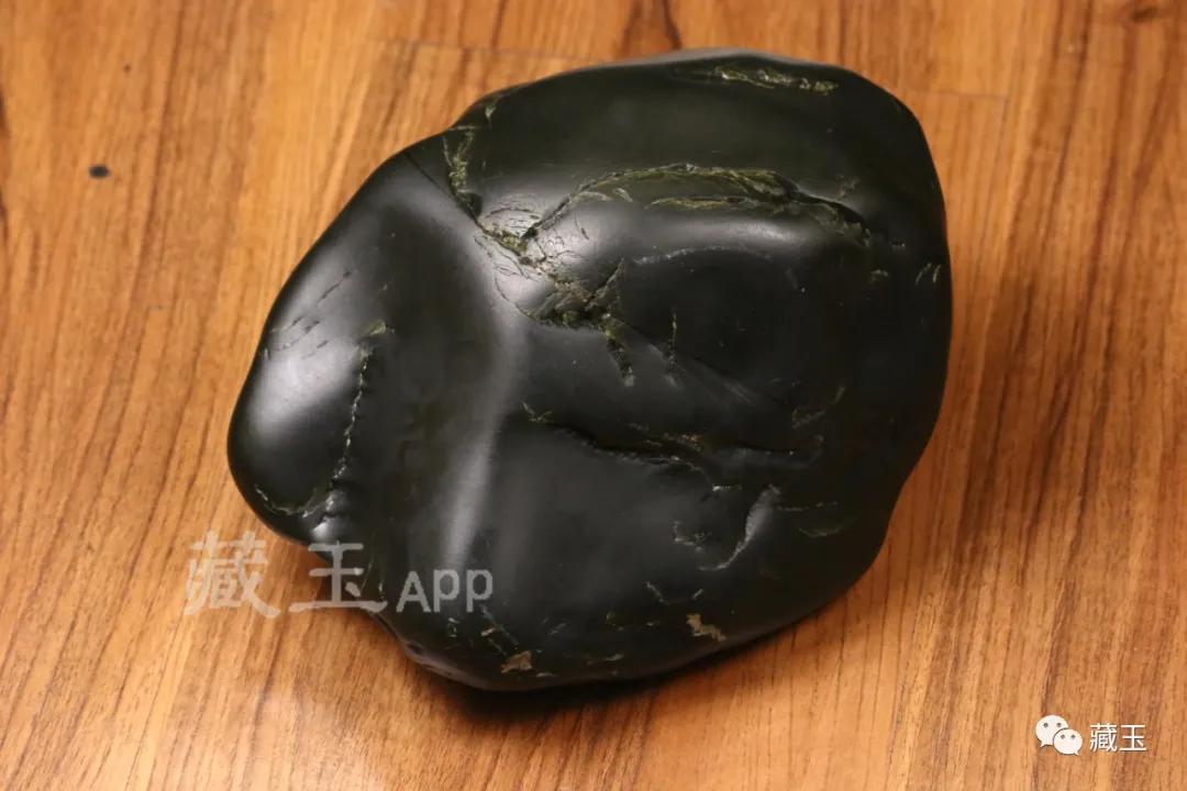 青花籽料山料和籽料,俄料籽料和山料籽料的区别