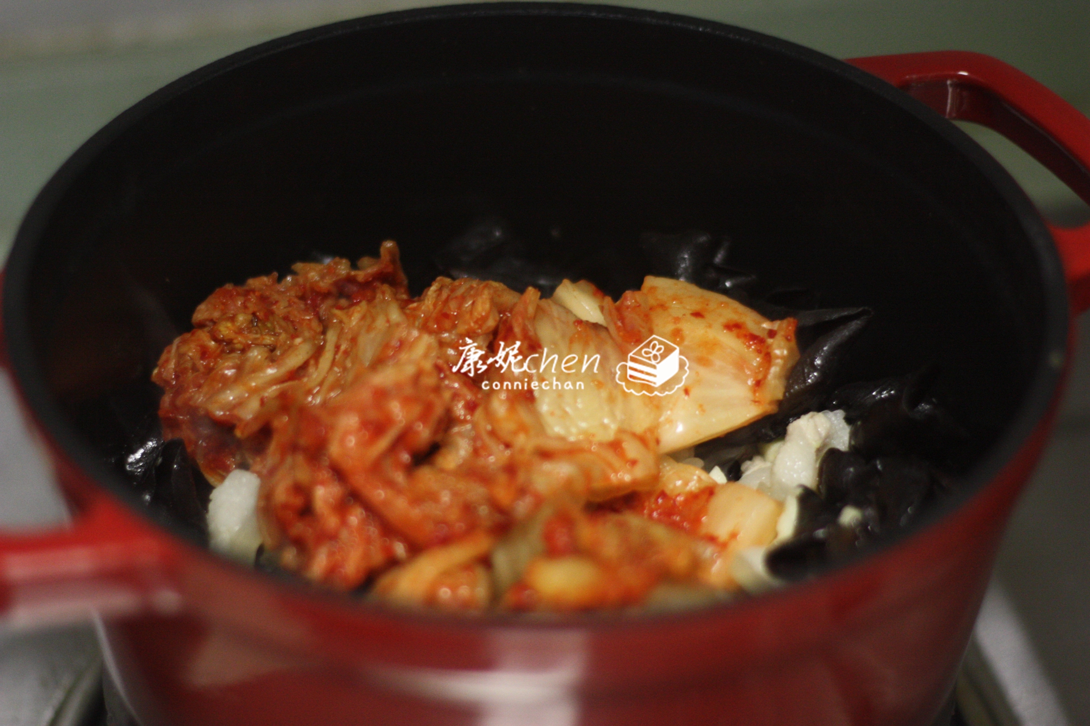 冬天吃火锅真的太棒了,冬天吃火锅又过瘾又暖和