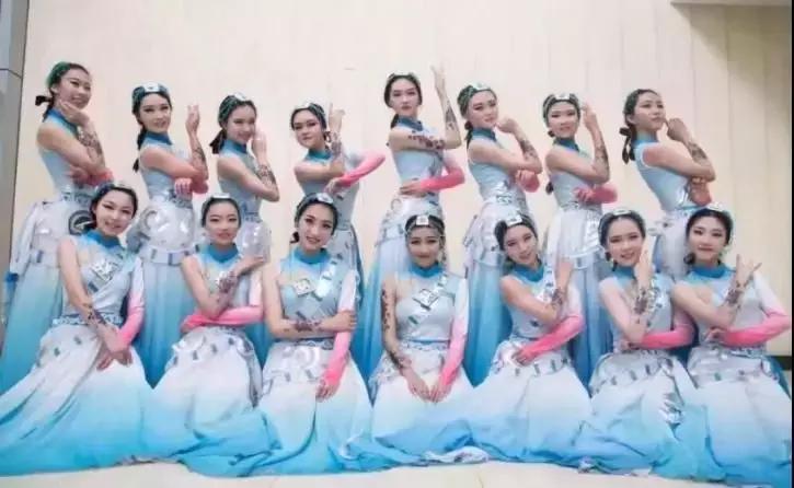 武汉最美大学中南民族大学,武汉文艺学校