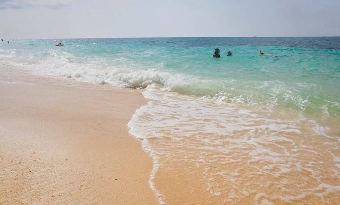 最迷人的白沙滩,世界上最罕见的白沙滩