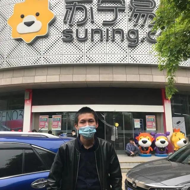 团过1.3吨鸡蛋、3吨大米还买空蹄膀店,杭州这个小区群太火爆!大牌都抢着入群