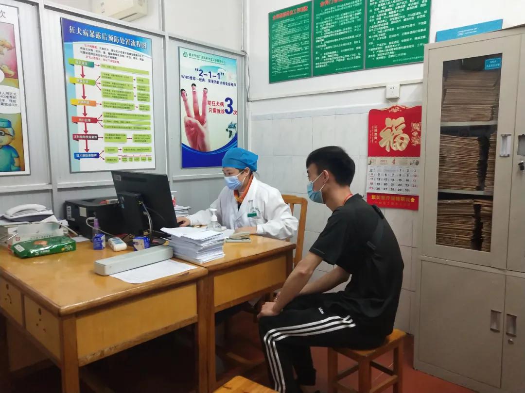 疫苗接种在行动我们一起打疫苗,我们一起打疫苗苗苗