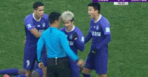 足协杯判罚引爆争议,足协杯决赛三次误判