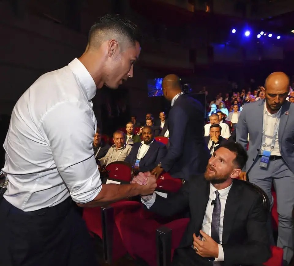 绿茵赛场的精彩瞬间,绿茵场上的精彩绝杀