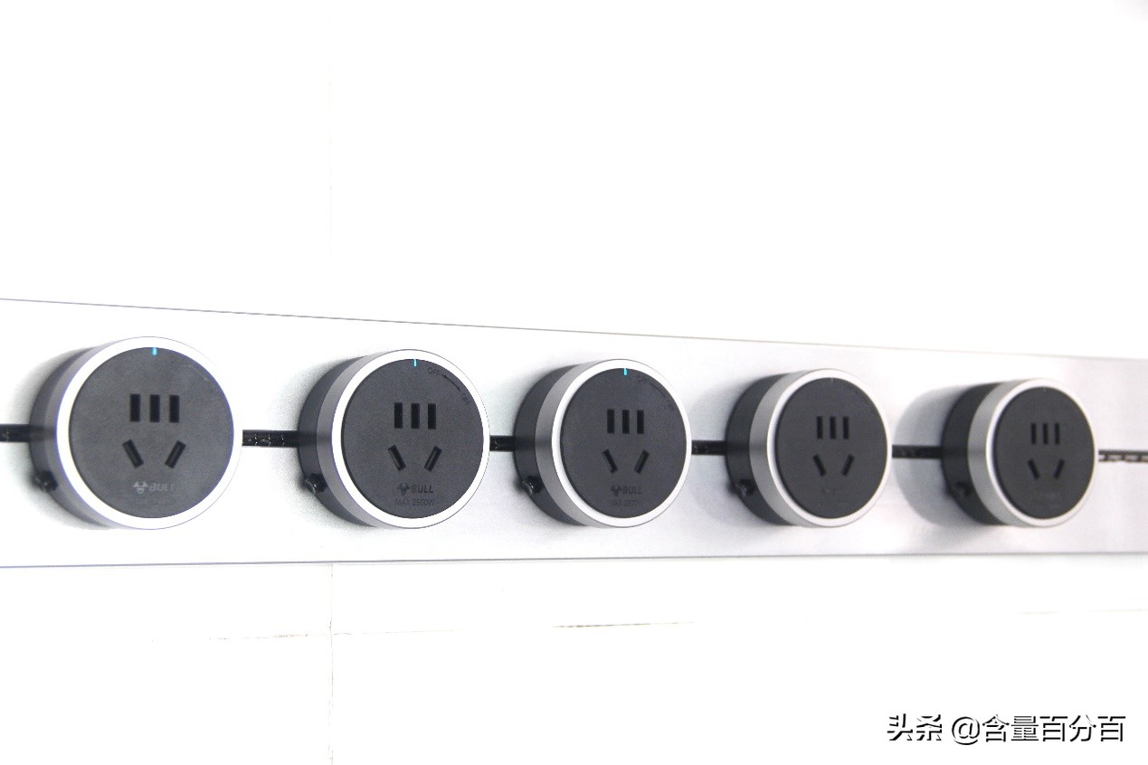 公牛最新款墙壁开关插座,公牛最新款墙壁插座