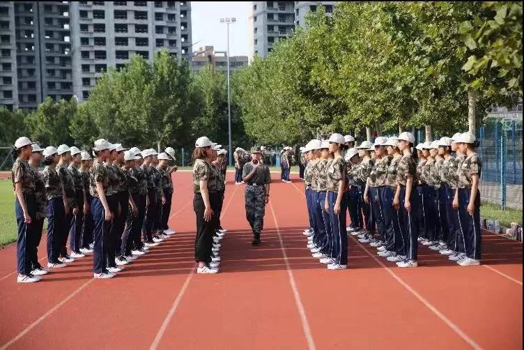 65式军装军训老照片,三十年前新兵军训老照片