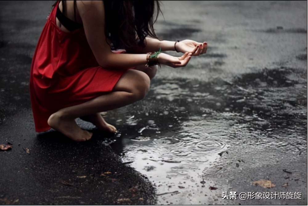 冬天怎样防止静电电手,冬天经常被静电电到怎么办