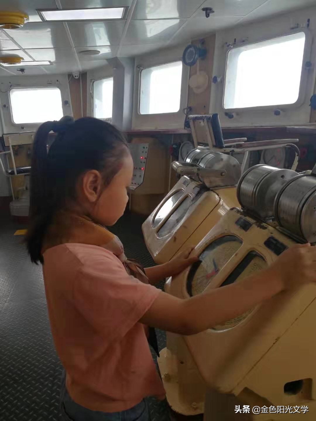 航空母舰的进化史,海上巨无霸游轮风景视频