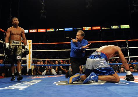 美国拳王*韩国娶**女粉丝！一年花光千万资产，腰带被偷走拍卖