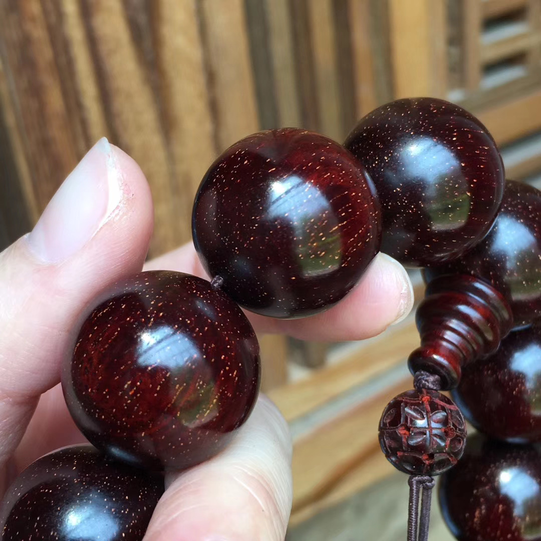 什么样的小叶紫檀算老料,什么样的小叶紫檀有盘玩价值