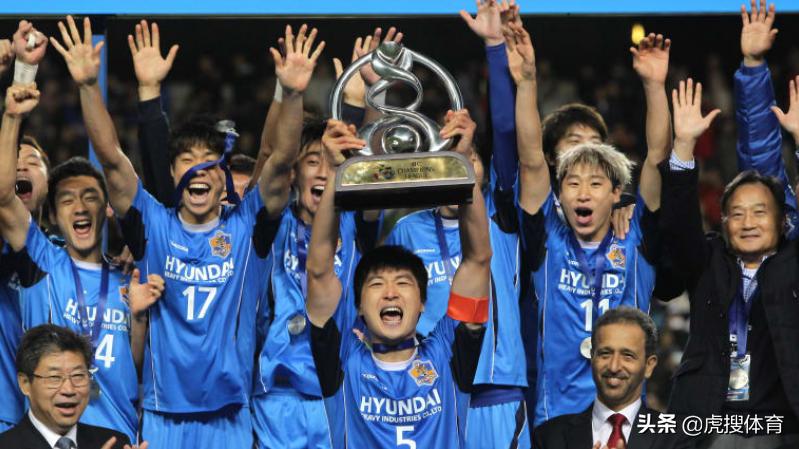 亚冠官方评选韩国传奇！恒大旧将得票6%，榜首69%，曾引鲁能争抢