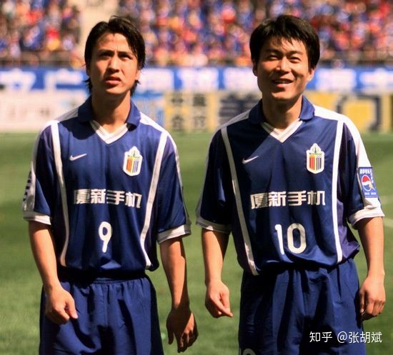 为什么中国人打篮球很单一,为什么中国打篮球的比足球多