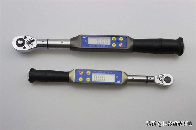 机械制造行业出路,在机械制造业干活有没有前途