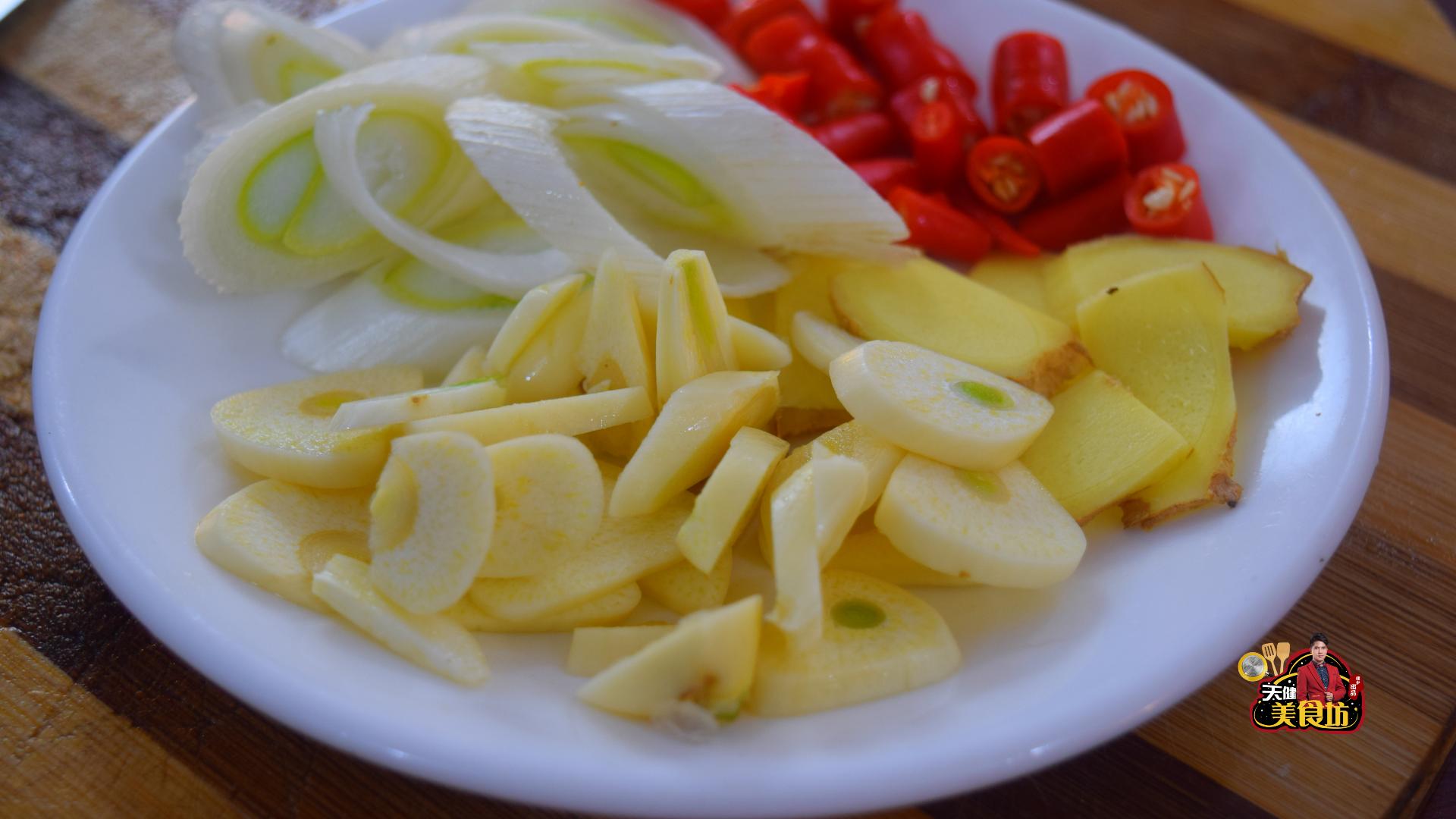 用蒸烤箱清蒸鲟鱼的做法视频,鲟鱼可以蒸着吃吗