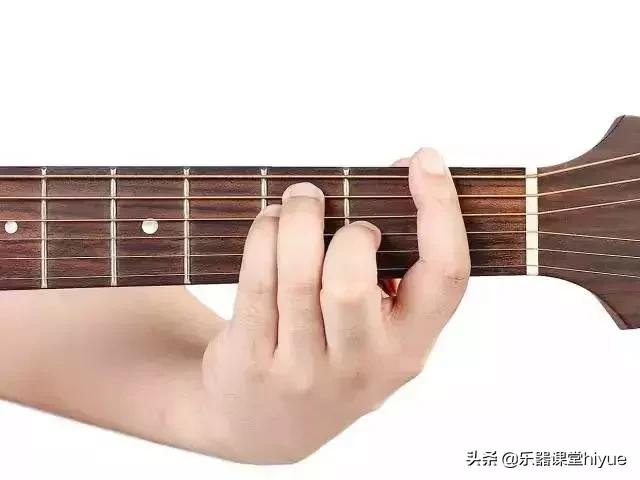 四个最基础的和弦教你,电子琴左手和弦入门简单易懂曲谱