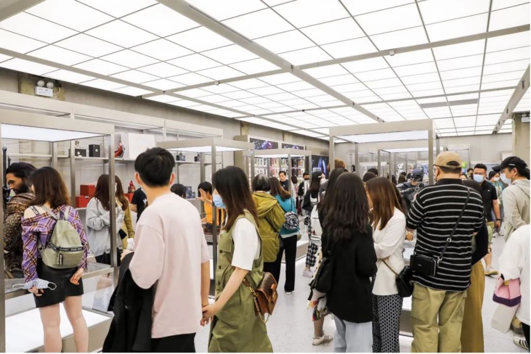 x11潮玩店创始人,x11旗舰贵阳