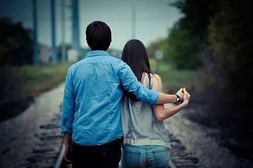 不会和人聊天怎么开场白,不会和相亲对象拉近感情