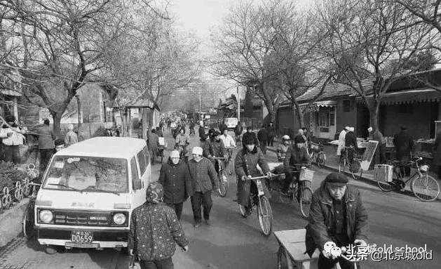 北京人北京味儿，牛街几十年不变老味道，它家的包子倍儿香