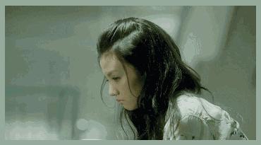 父亲死于狱中，暗恋母亲情人；拒绝拍戏的她、23岁却成金像奖影后