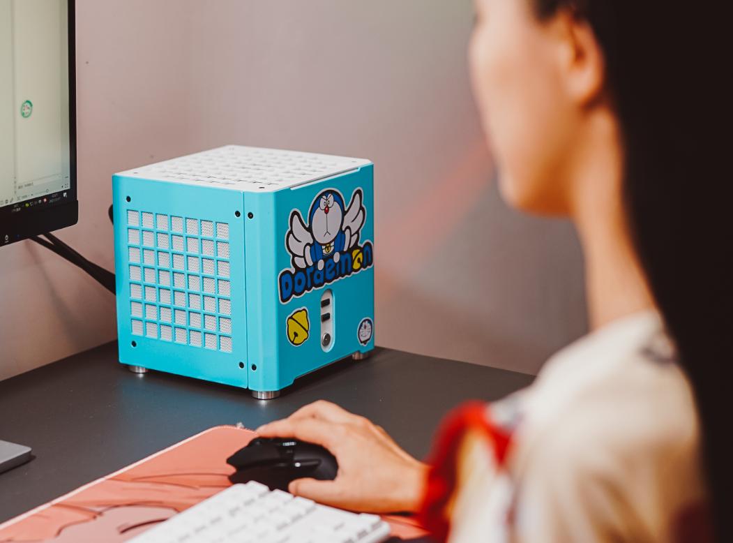 itx装机配置单一小机箱也有大心脏,itx支持3.5寸硬盘