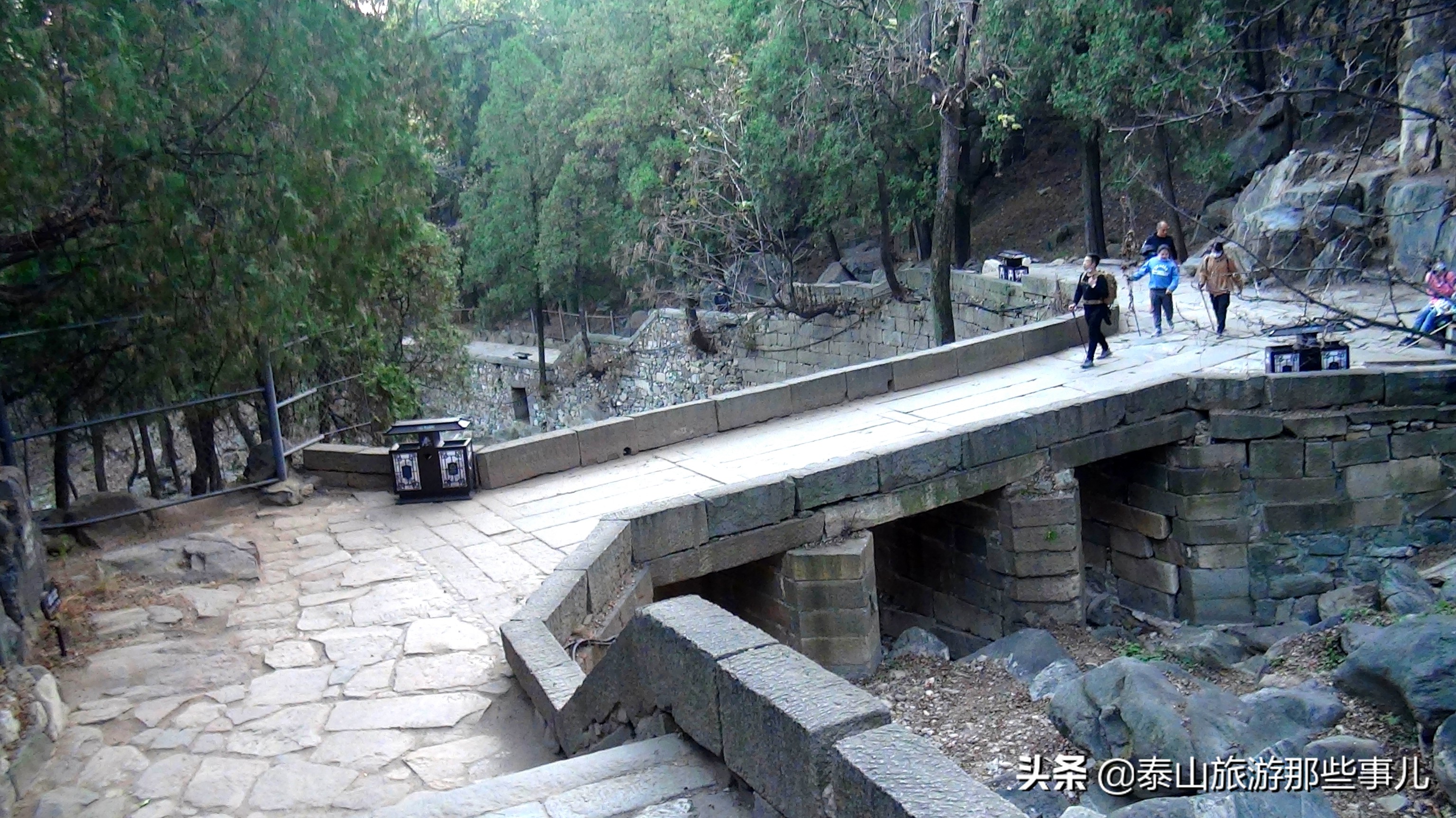 泰山岱庙趵突泉,泰山是五岳之首被称为什么