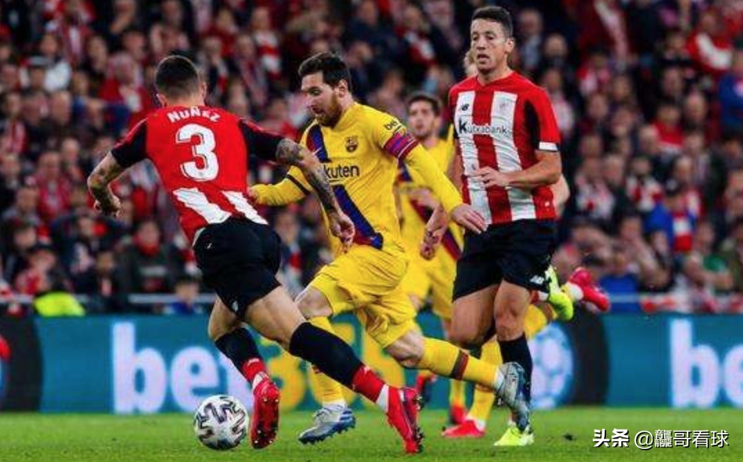 梅西痛苦倒地让队友送队长袖标,巴萨国王杯梅西视频