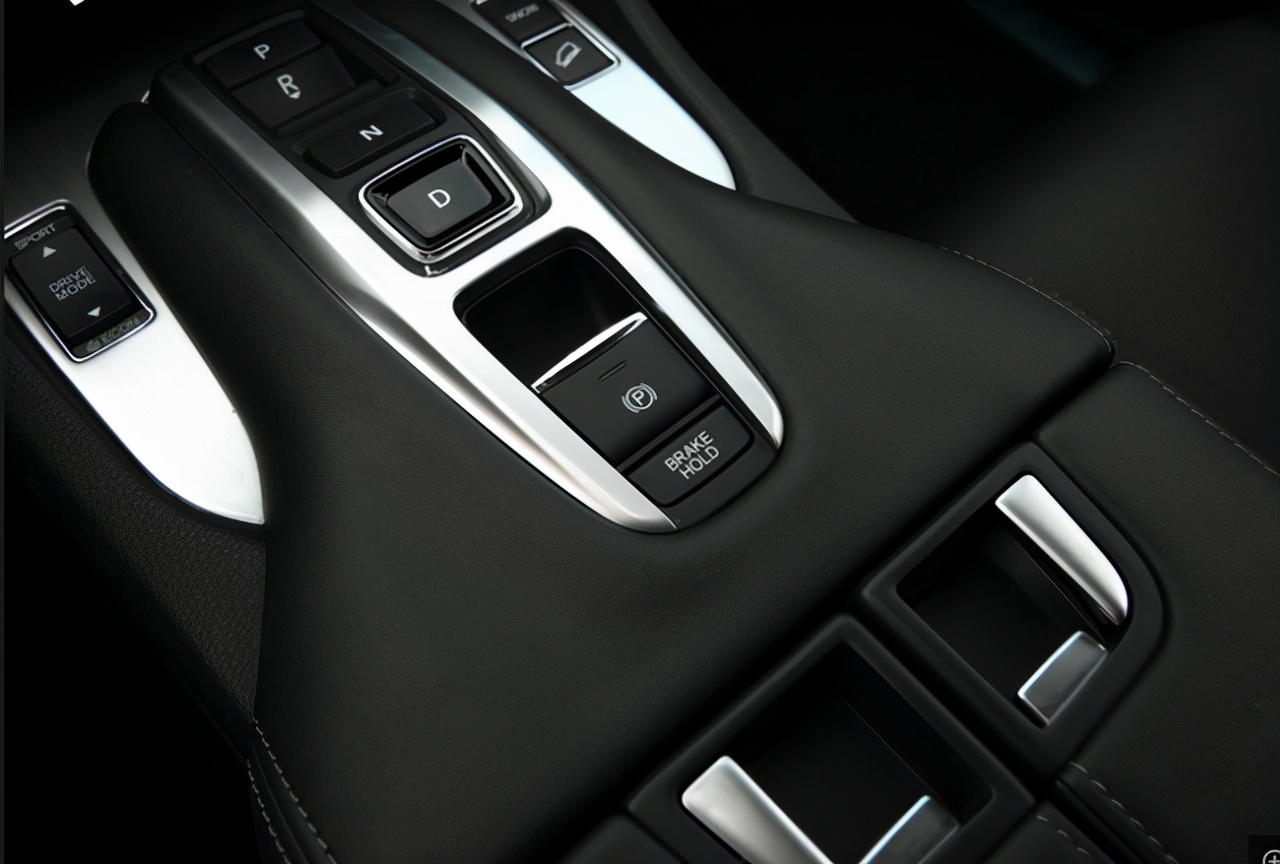 冠道272匹马力的是国六b吗,本田冠道240空间大吗