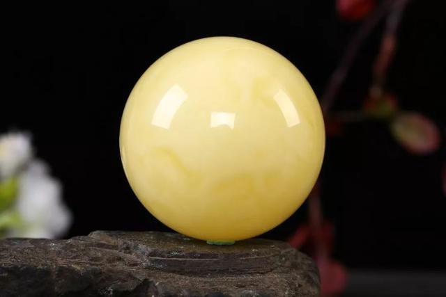 在山上看到这些宝石千万不要错过,深山瑰宝那些不为人知的天然宝石