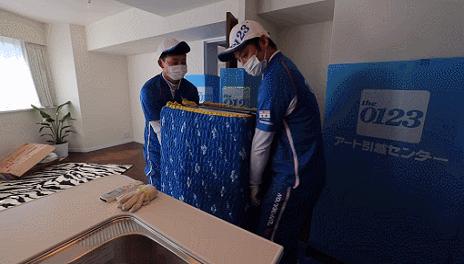 “变态”到极致的日本人,连搬家都不放过,网友拍下全过程!