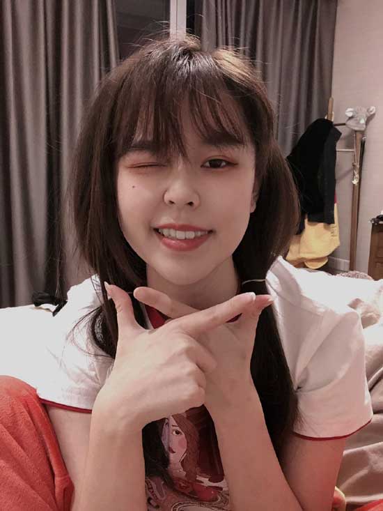 沫子晒四年前旧照,沫子素颜照片真实照片