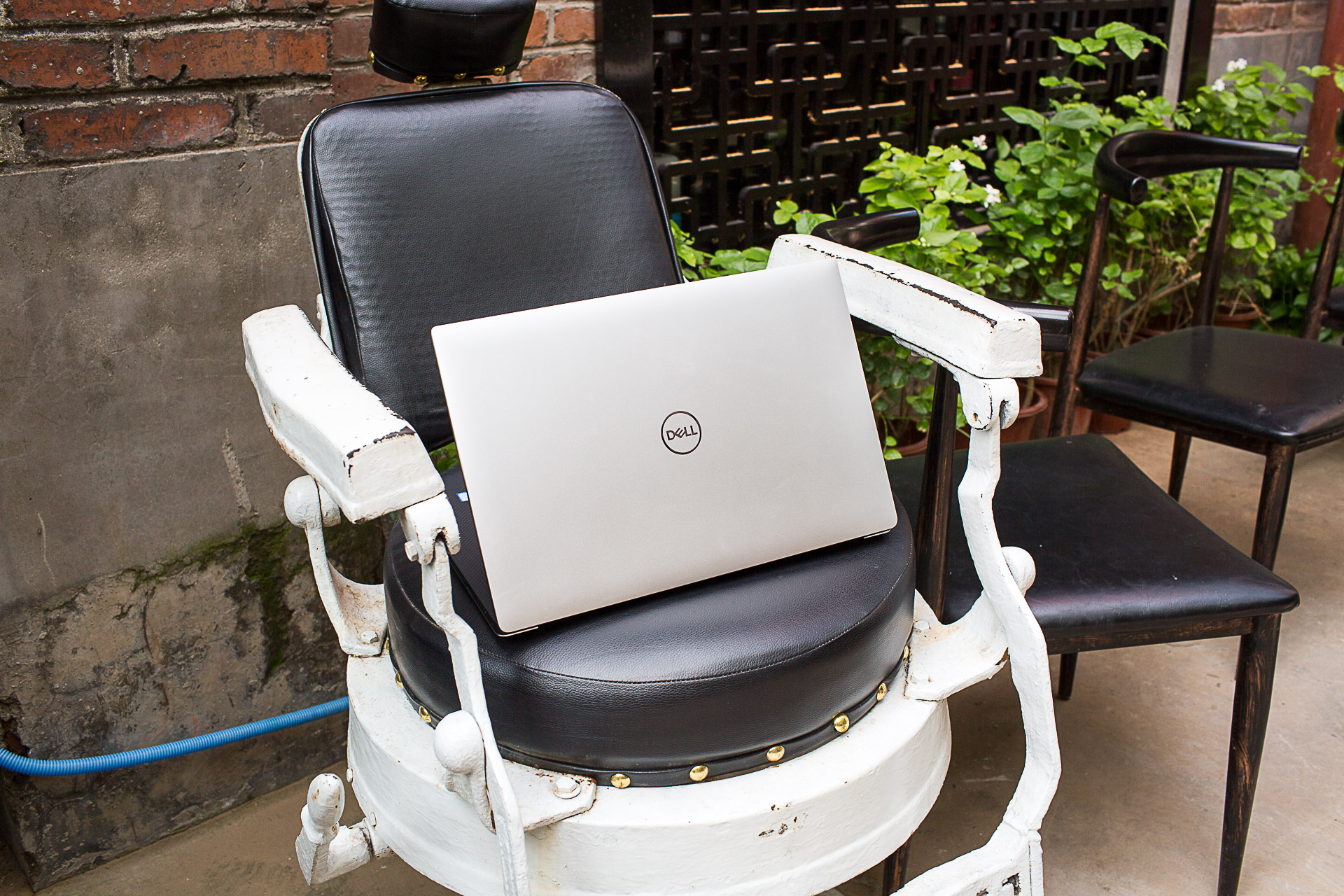 戴尔xps157590屏幕刷新率,dellxps159570测评