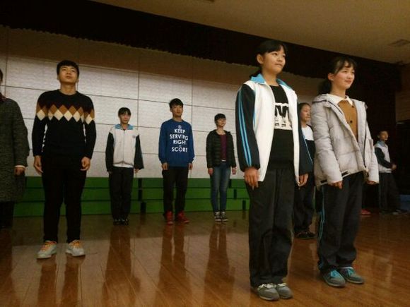 让每朵鲜花都艳丽：西安五十五中师生共创的校园歌曲教育叙事