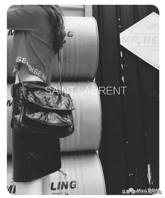 母亲节买束鲜花送妈妈,母亲节送妈妈一个皮包