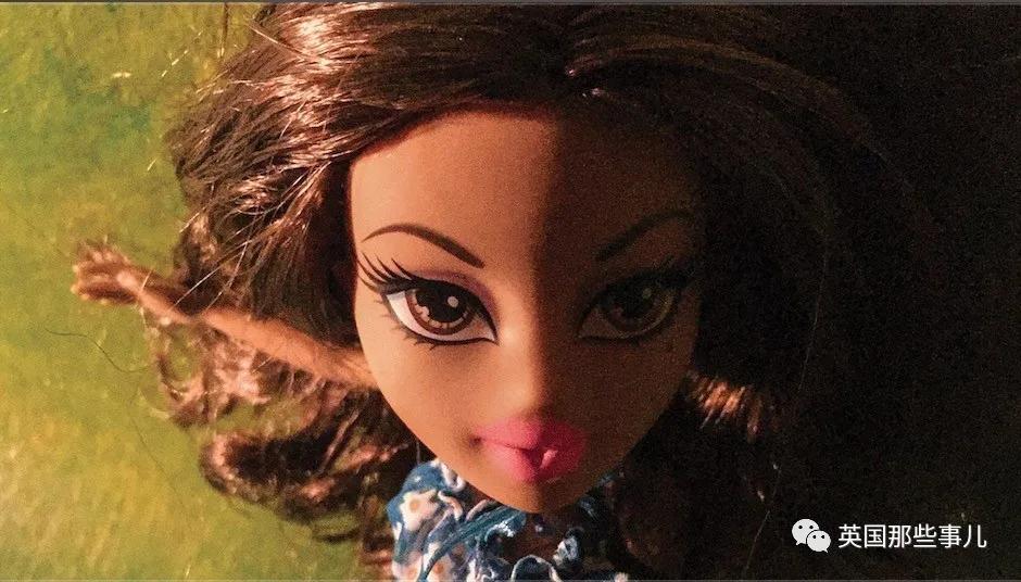 20次整容成功的女人,20次丰唇