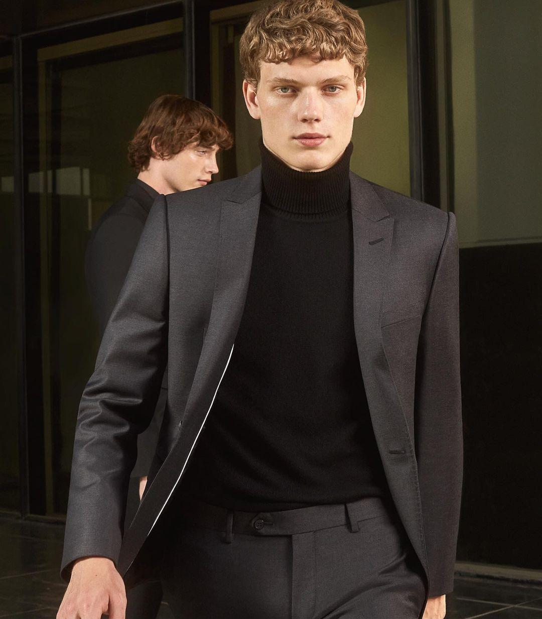 阿玛尼最新时装,男模特走秀阿玛尼