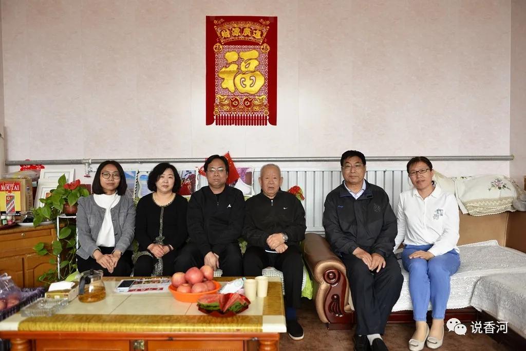 我心目中的白衣天使400字,我心目中的医护人