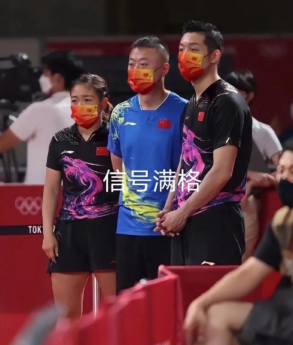 女生包包里面都装什么豆豆,女生的包包装的是什么