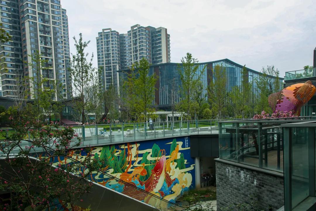 住在幸福中的感受,住在温馨的房间的感受